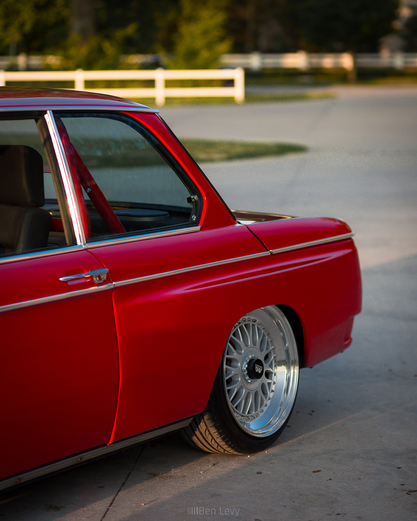 Boxy Rear Fender on Red BMW 2002