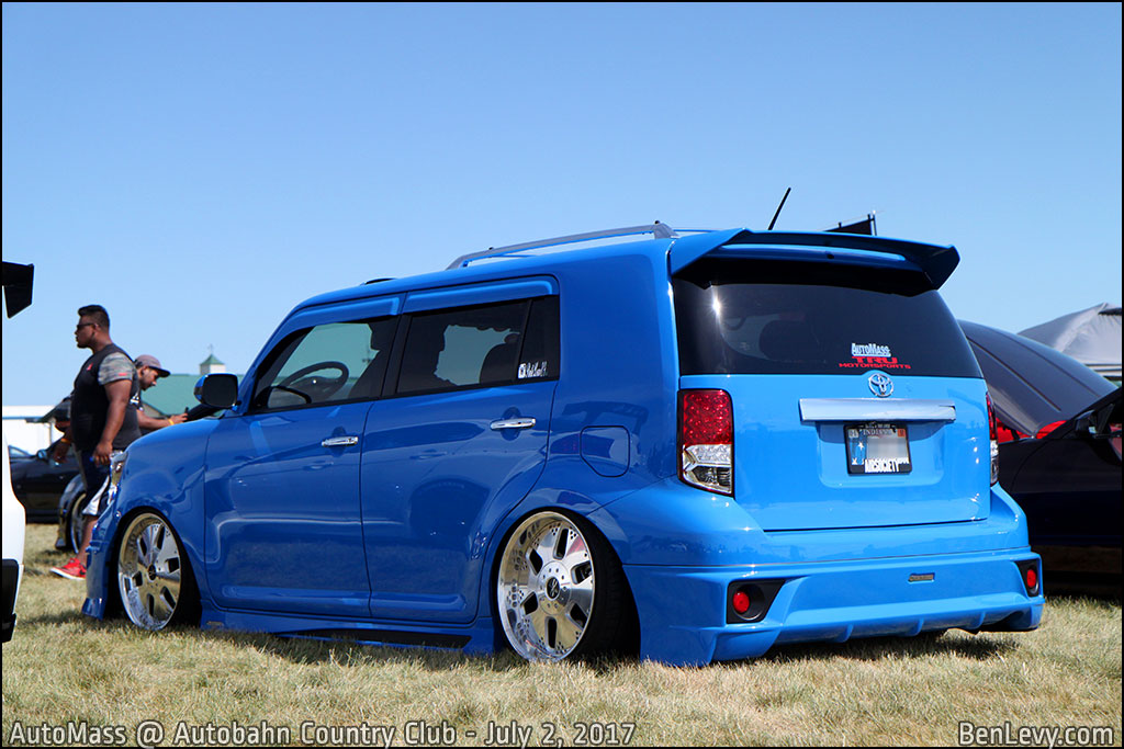 Modded Scion xB Release Series 8.0