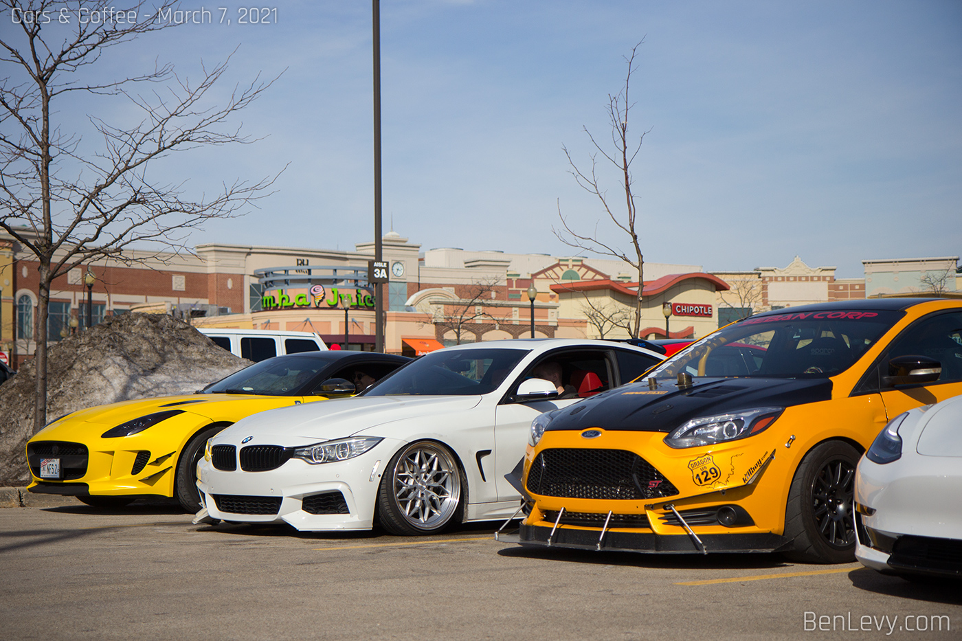 Cars at a Cars & Coffee in Schaumburg