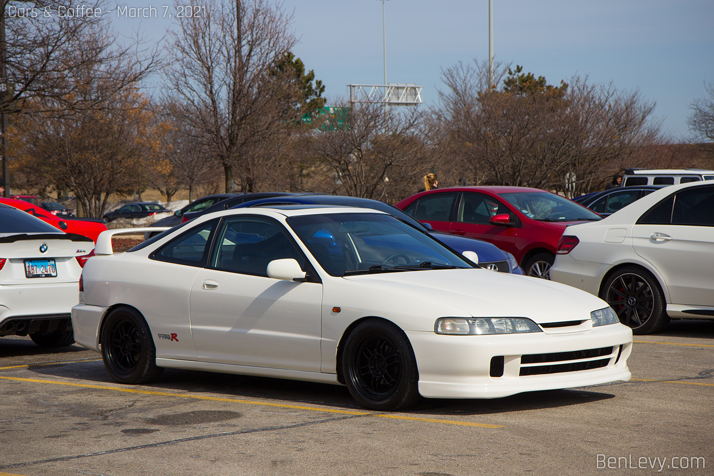White DC2 Acura Integra with JDM Front