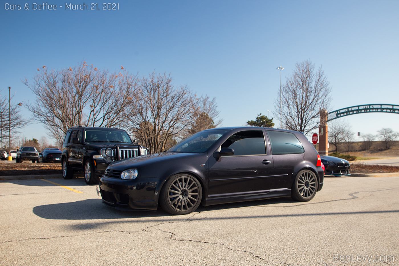 Black Volkswagen R32