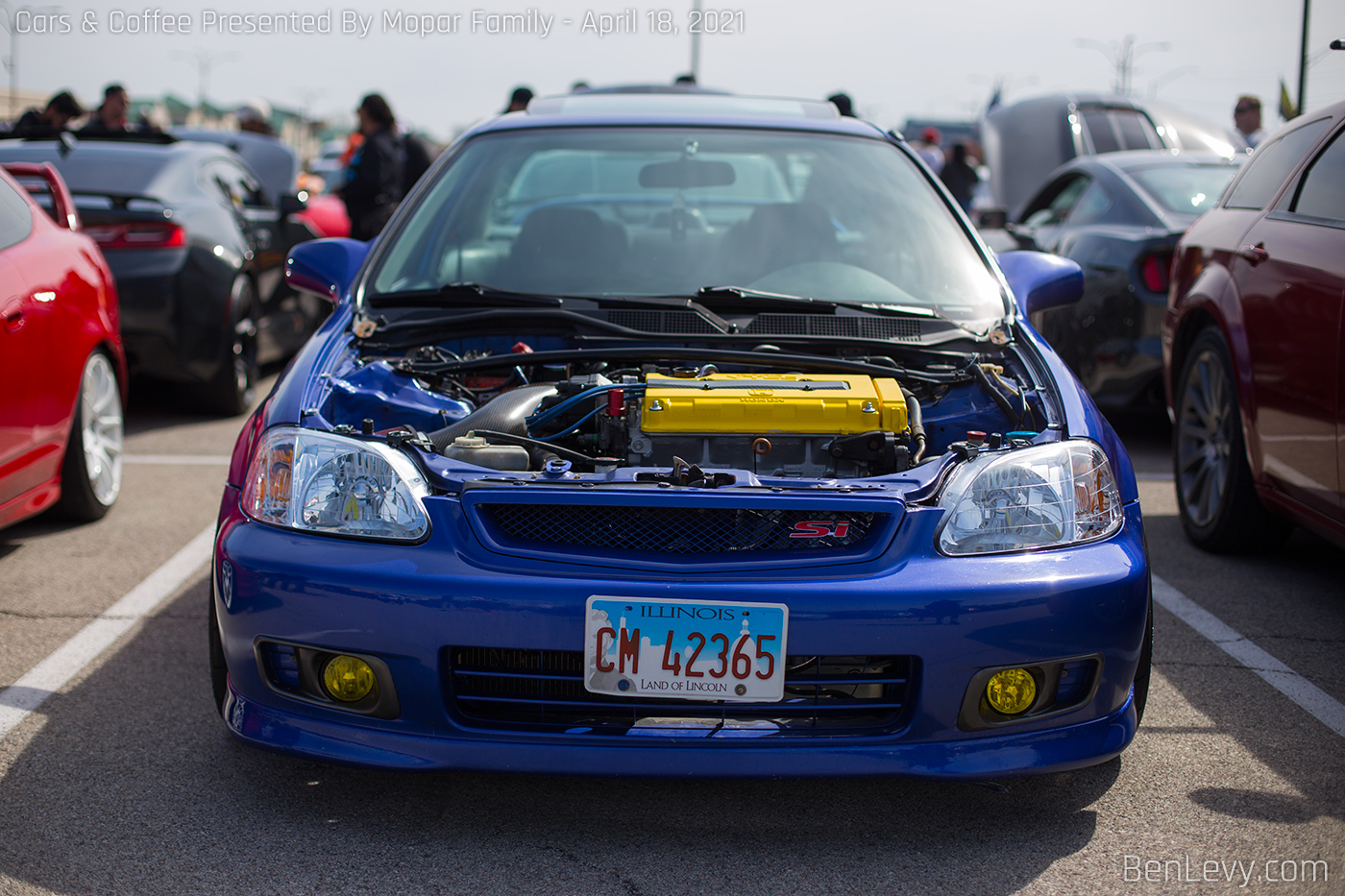 Blue EM1 Civic Si with the Hood Off