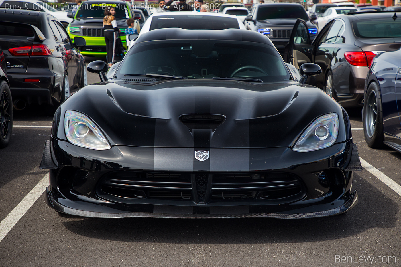 Grey Stripes on Black Dodge Viper