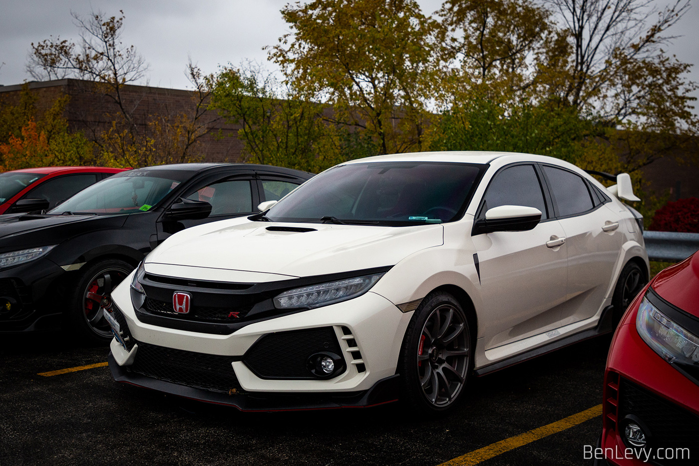 White FK8 Civic Type-R