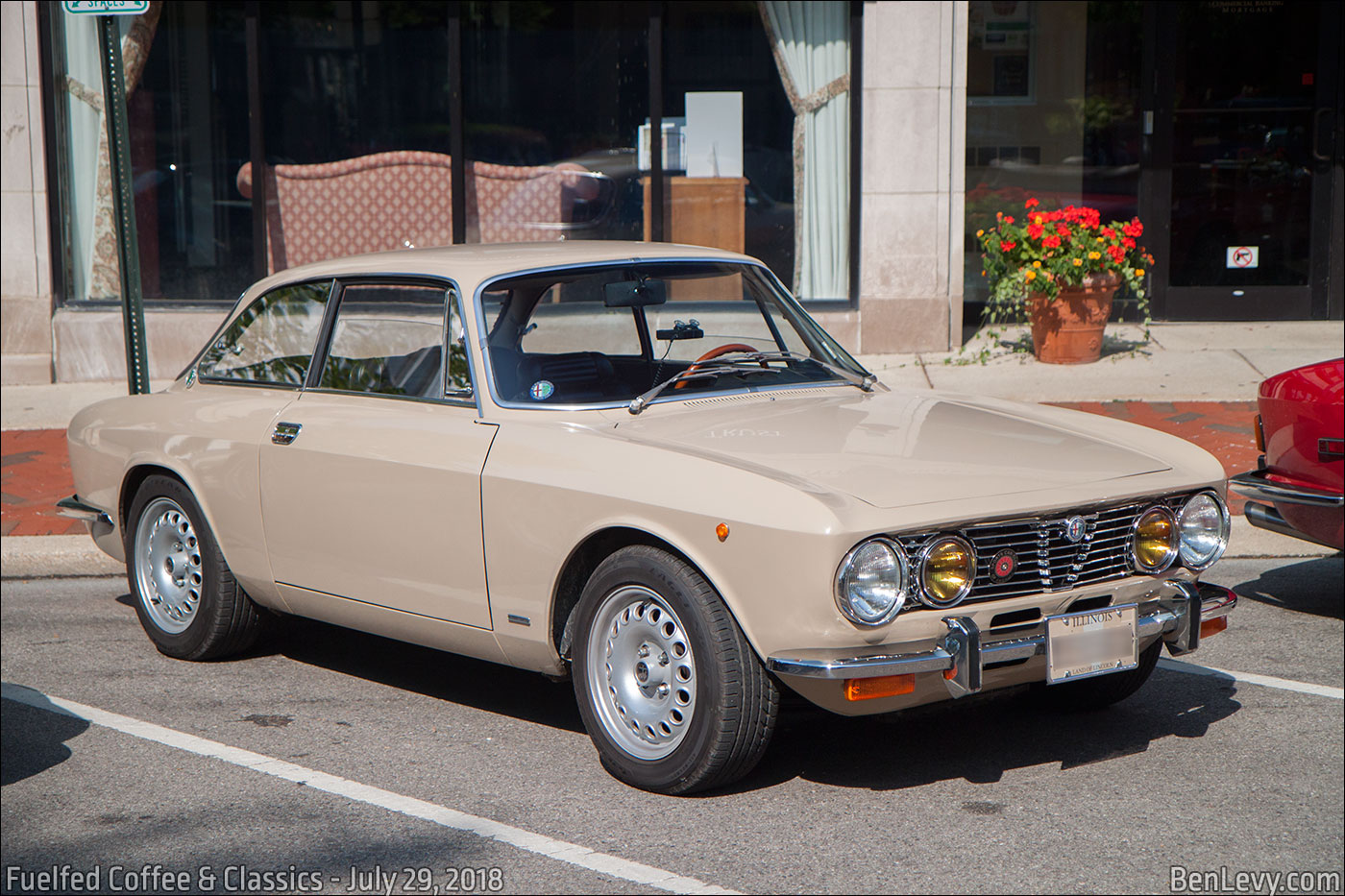 Alfa Romeo GTV 2000