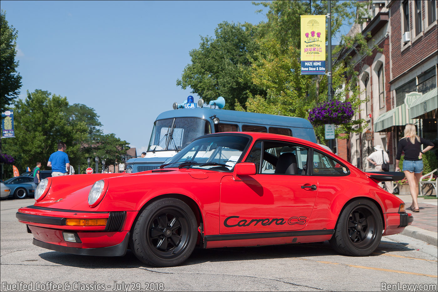 Red 1986 Porsche 911