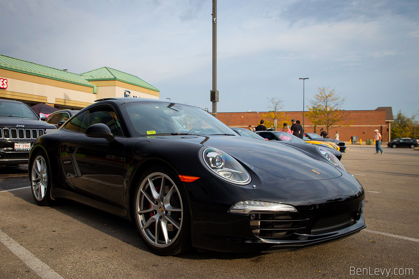 Black Porsche 911 at Cold Blooded Cars & Coffee