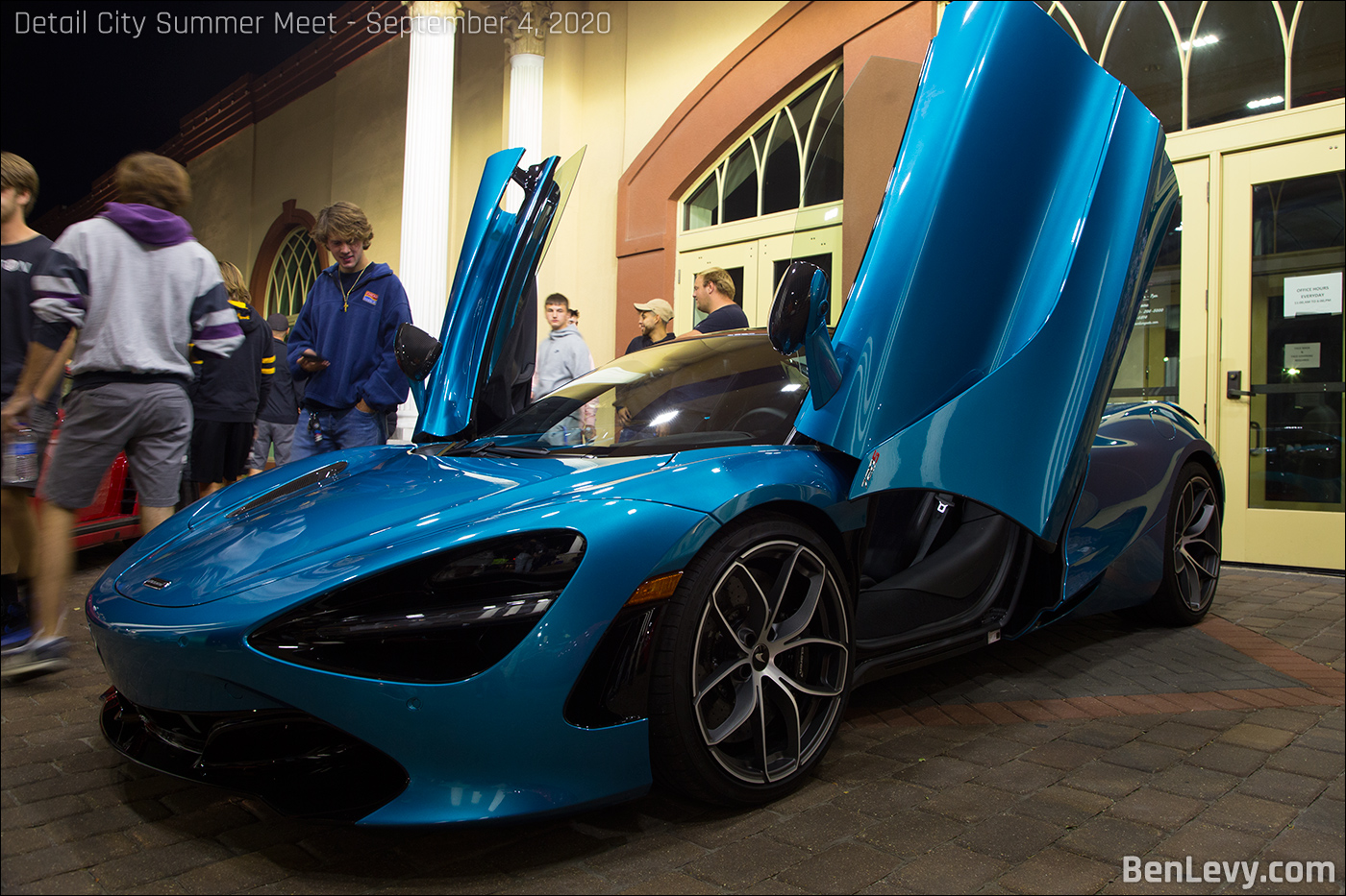 Blue McLaren 720S