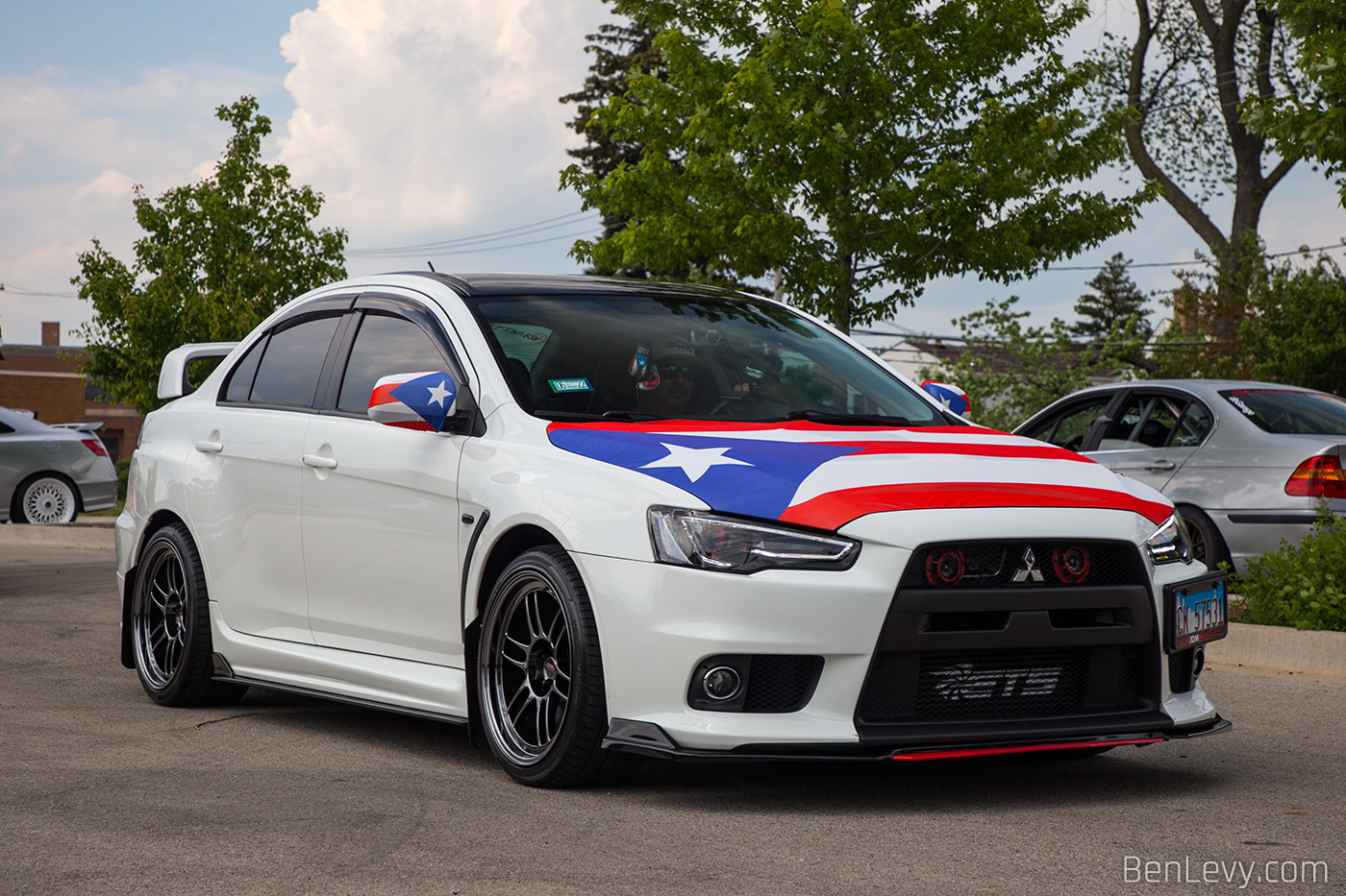 White Lancer Evo with Puerto Rican Flag