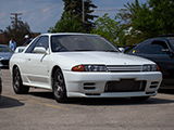 White R32 Nissan Skyline GT-R at Car Meet in Skokie