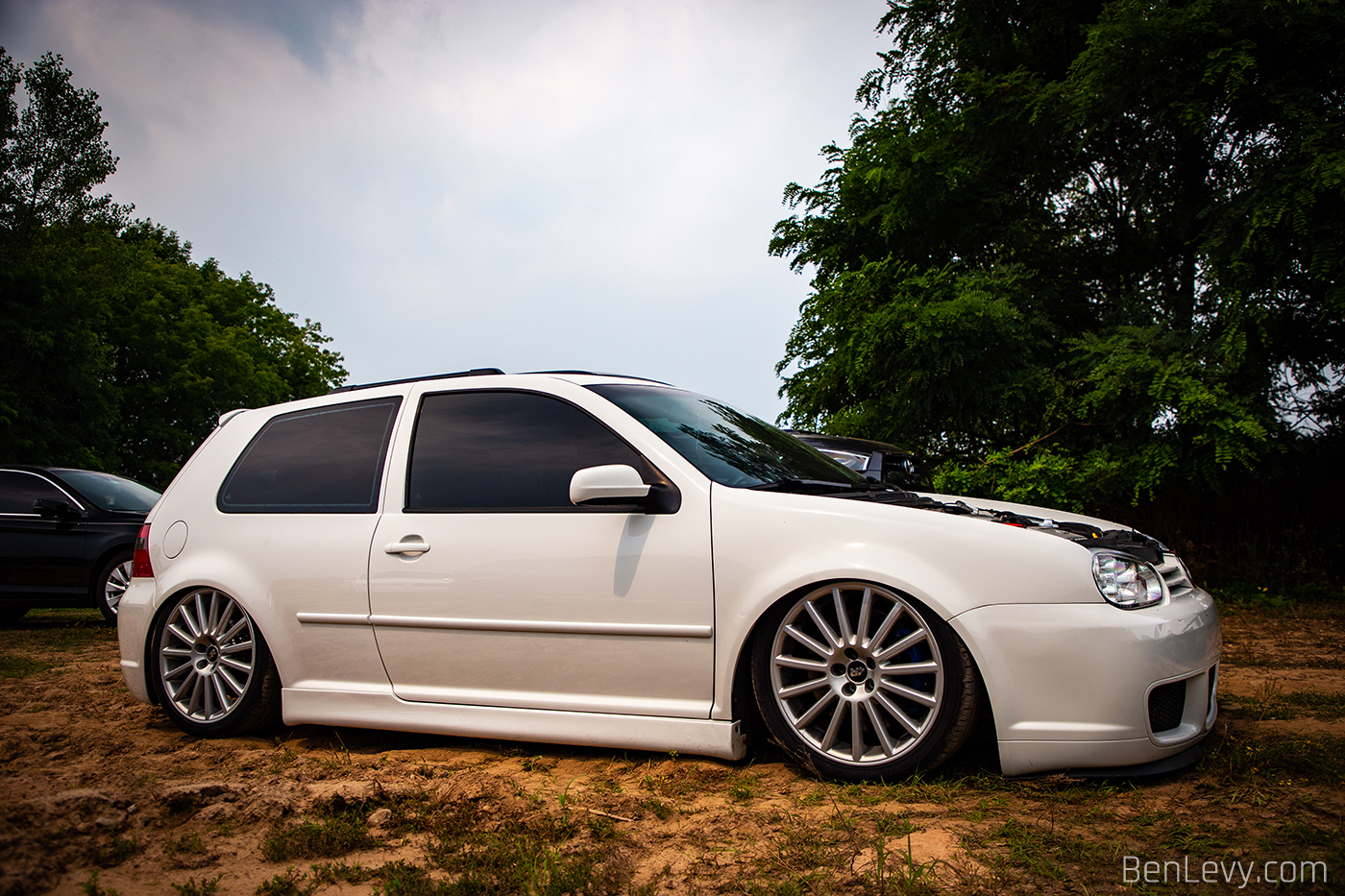Dropped White Volkswagen R32 in Wisconsin