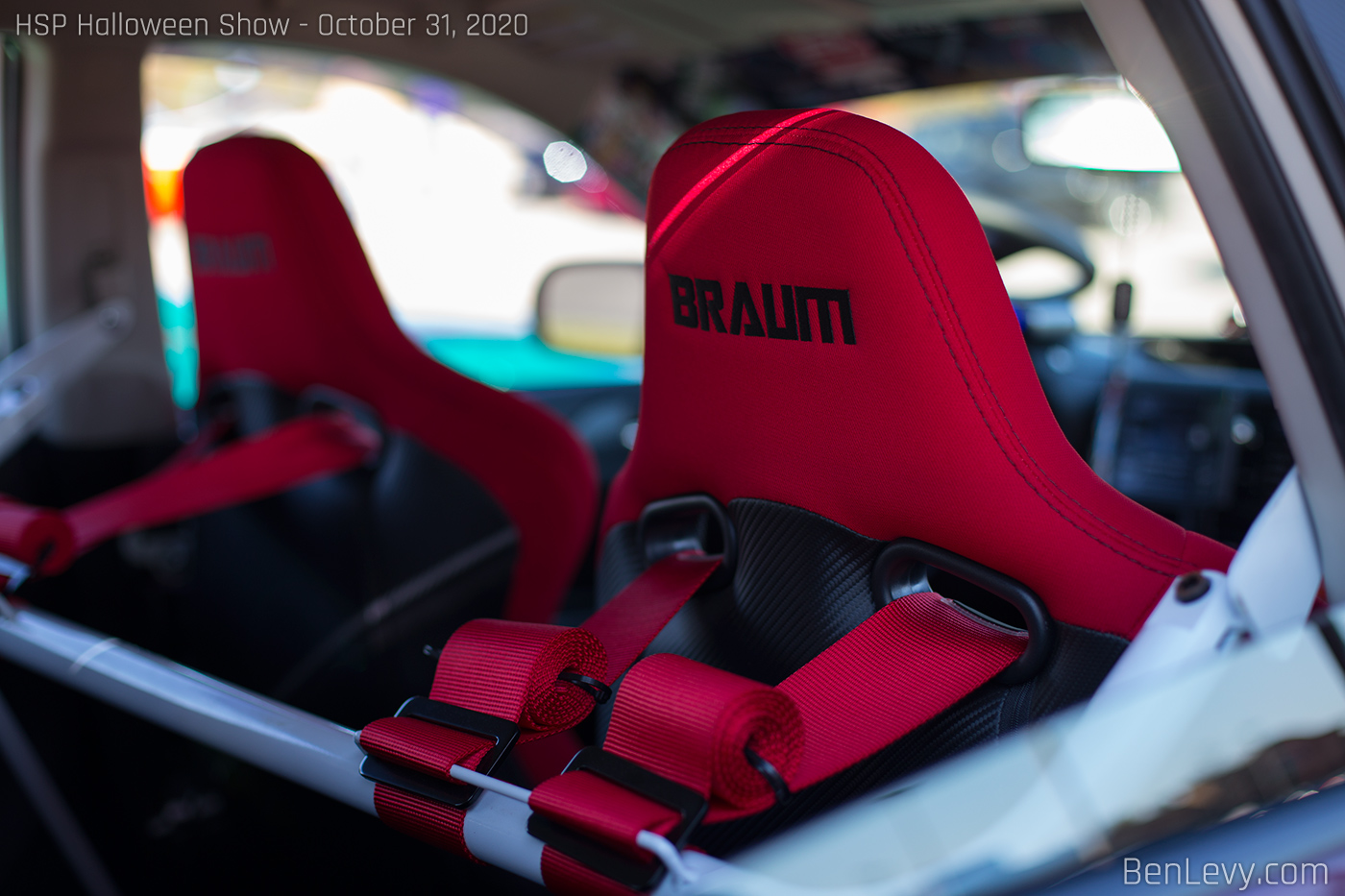 Red Braum Seats in Subaru WRX