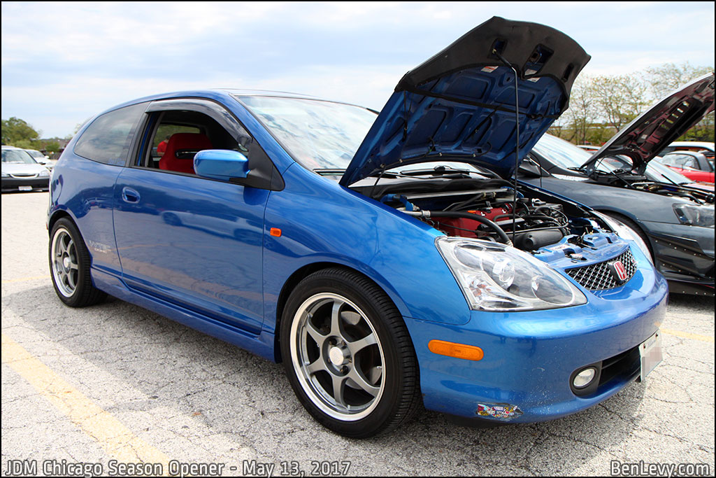 Blue EP3 Honda Civic Si with K20 engine swap