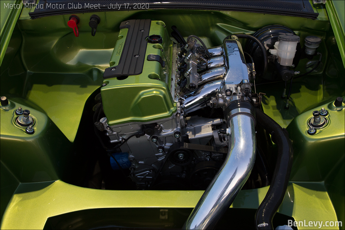 K24 in a very clean Honda S2000 Engine Bay