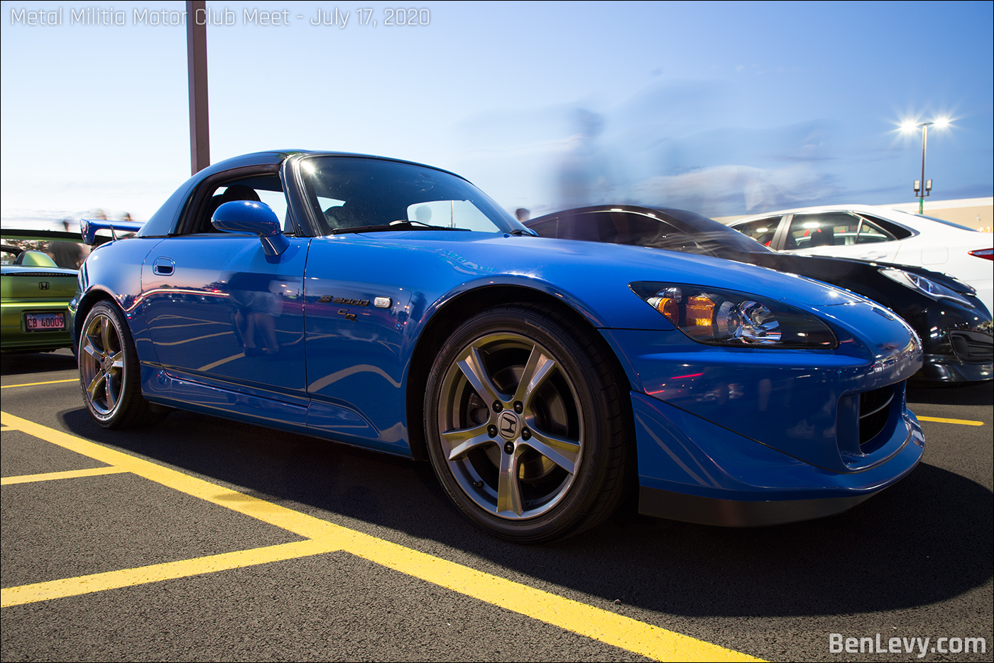 Blue Honda S2000 CR