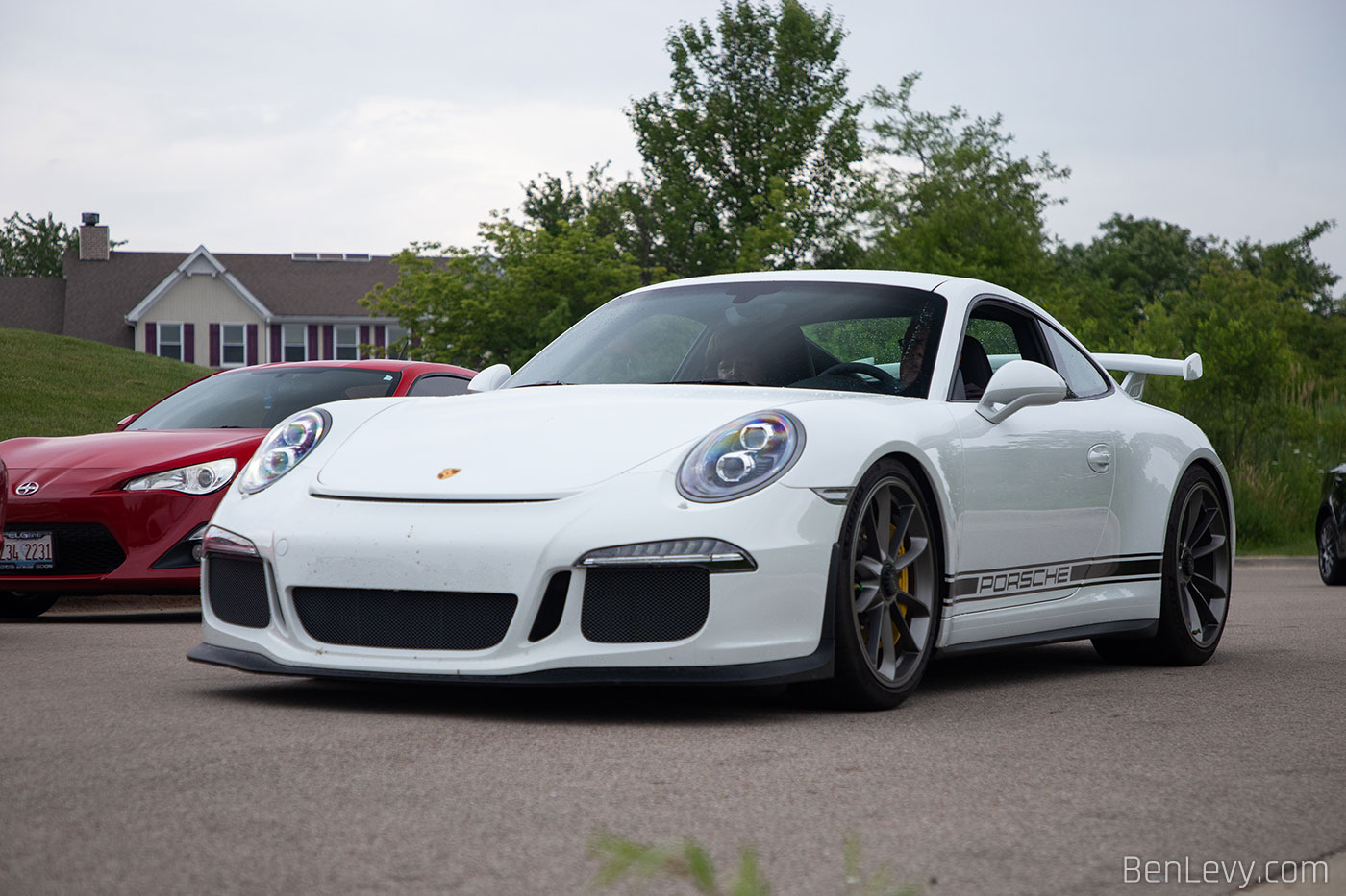 White 991 Porsche 911 GT3