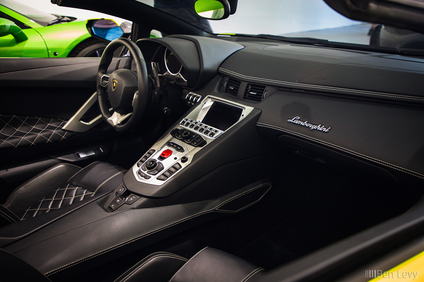 Black Leather Interior in Lamborghini Aventador