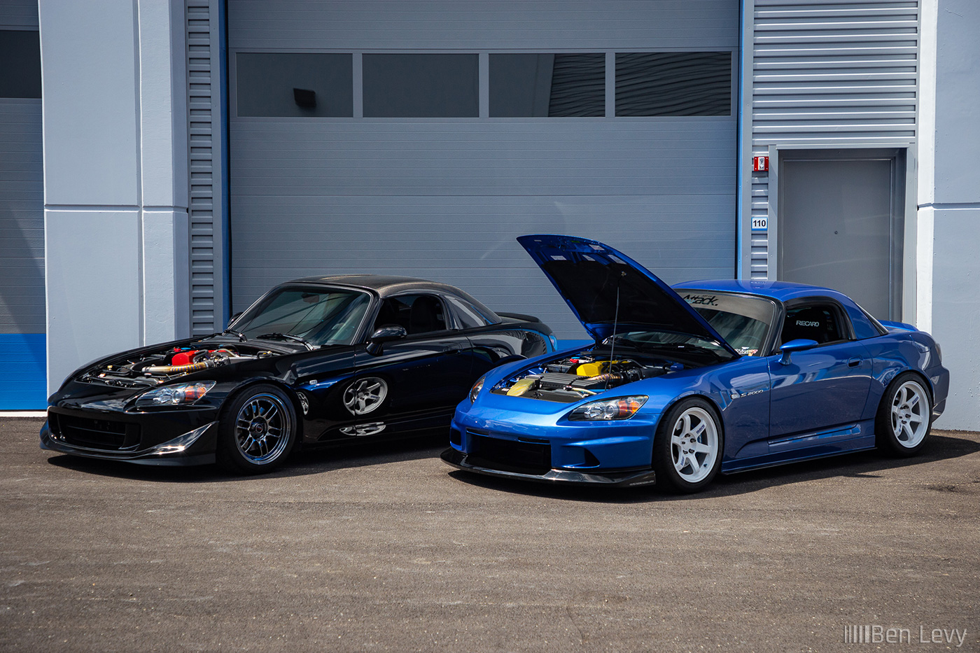 Black and Blue Honda S2000