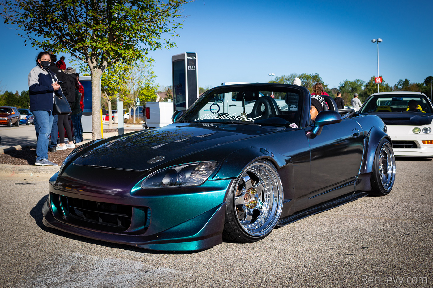 Colorshift Honda S2000 at North Suburbs Cars & Coffee