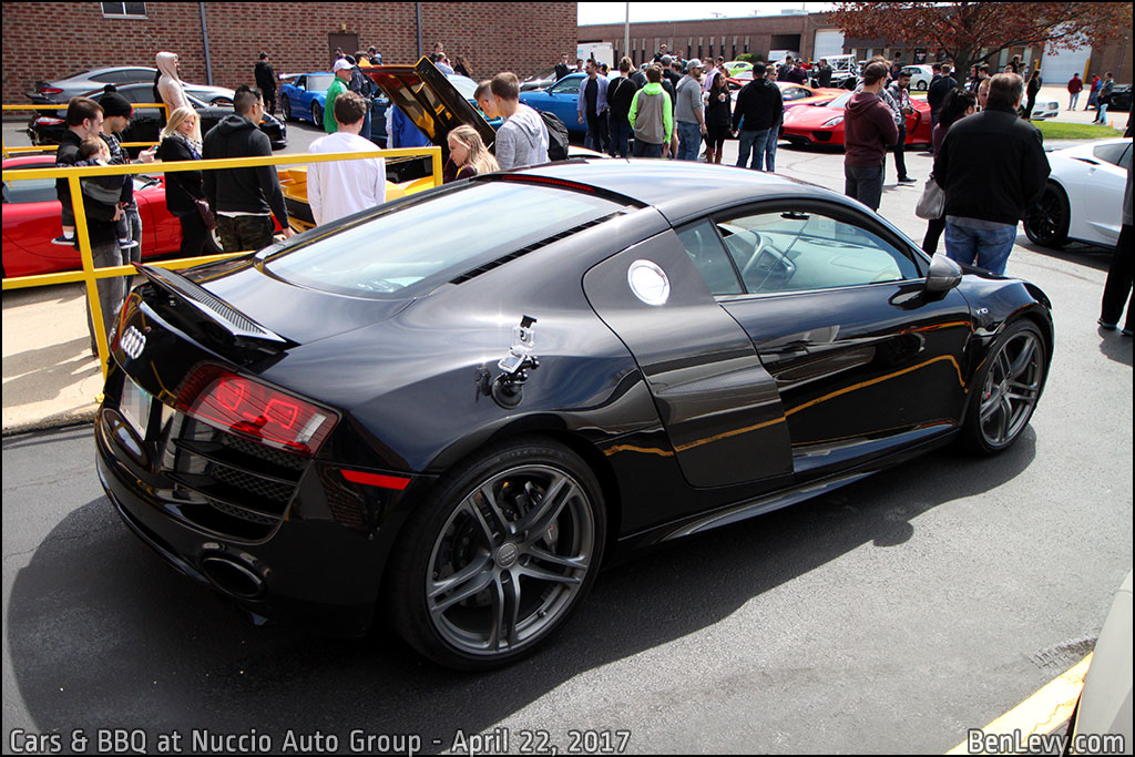 Black Audi R8 V10