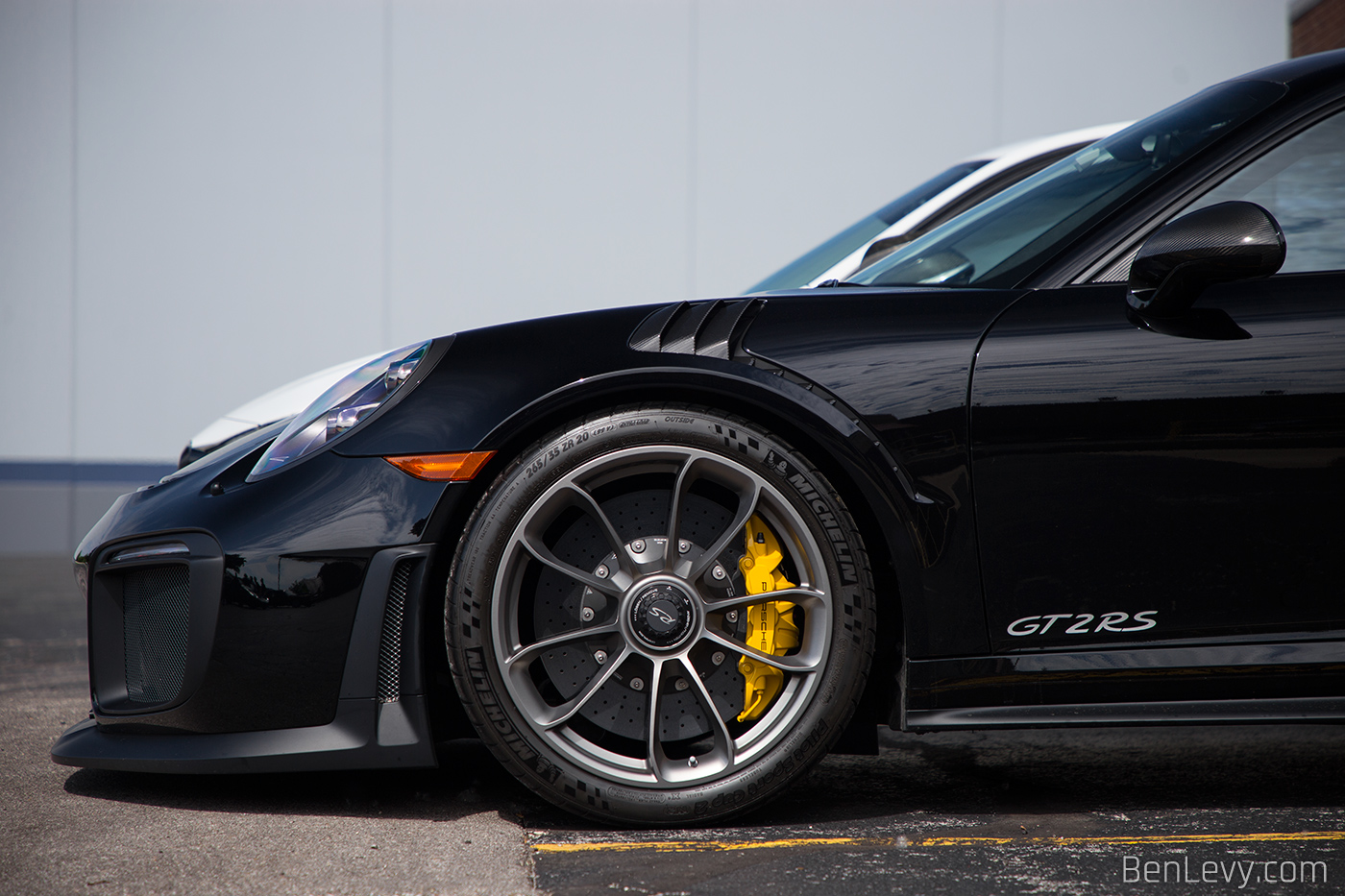 Front Wheel of Porsche 911 GT2 RS