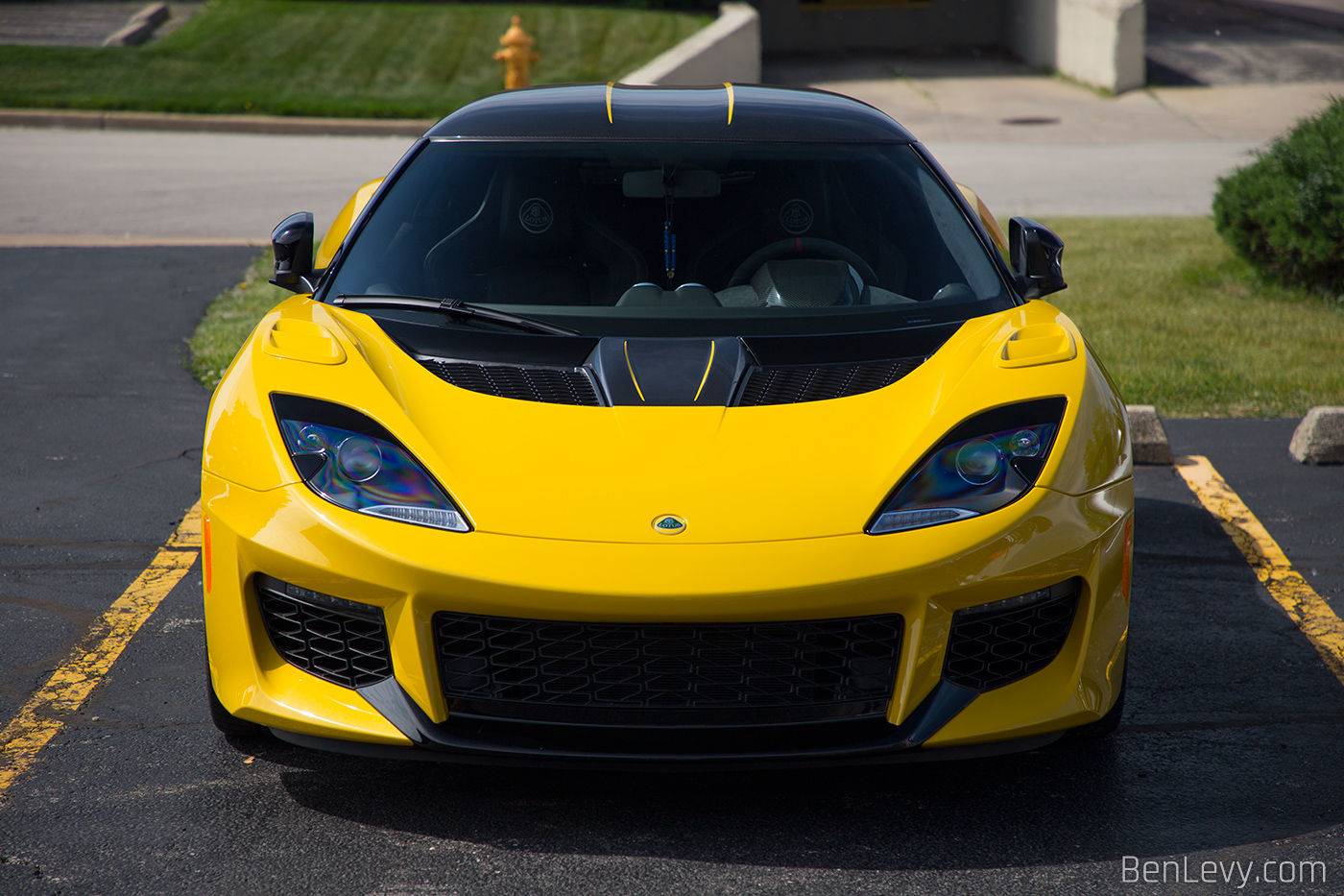 Front of Yellow Evora GT