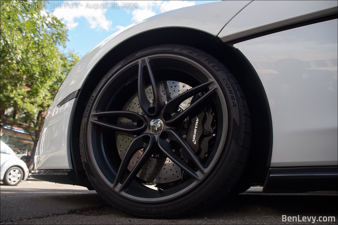 Five-spoke McLaren wheel