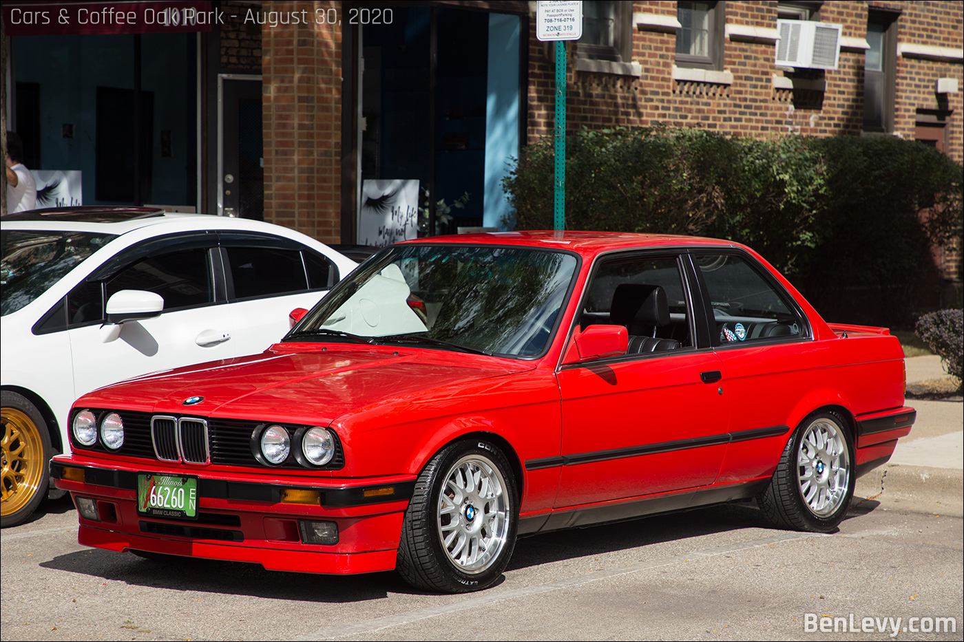 Red BMW E30 at Oak Park Cars & Coffee