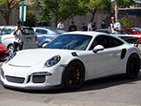 White Porsche 911 GT3 RS