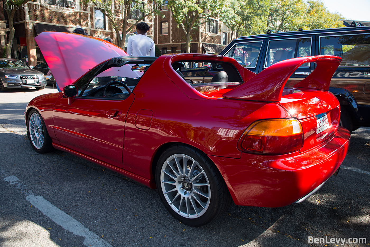 Red Honda del Sol at Oak Park Car Meet