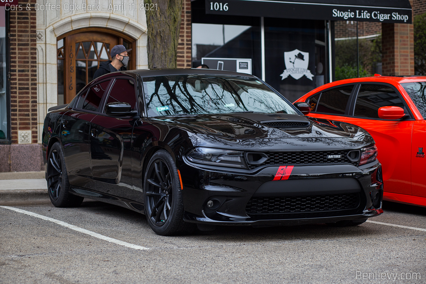 Black Dodge Charger Daytona