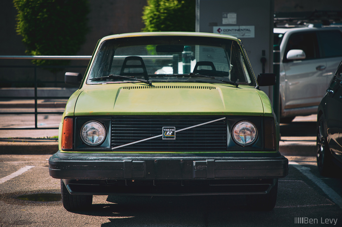 Front of Green Volvo Coupe at Cars & Coffee Oak Park