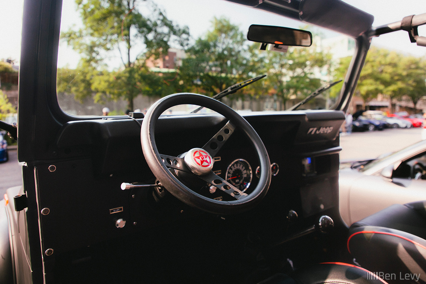 Custom Steering Wheel in CJ Jeep Wrangler