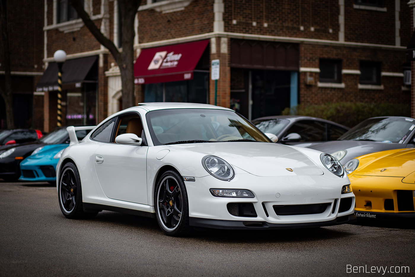 White Porsche 911 4S