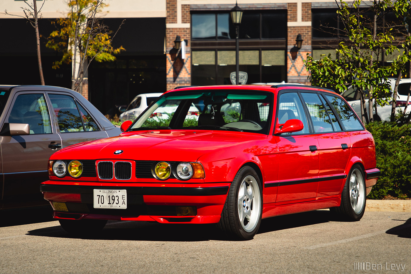 Red E34 BMW 5-Series Touring at Retro German Car Meet