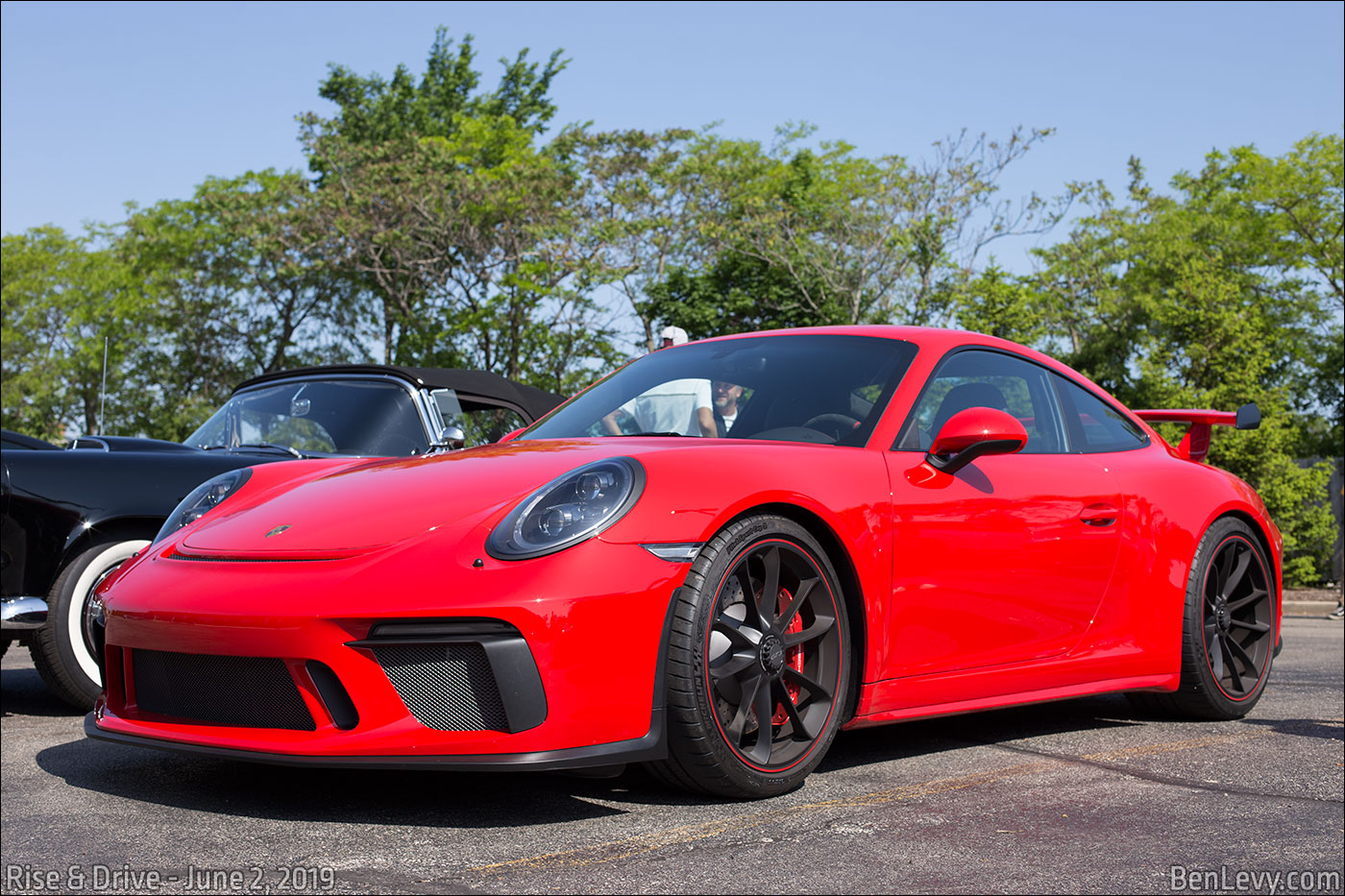 Red Porsche 911 GT3