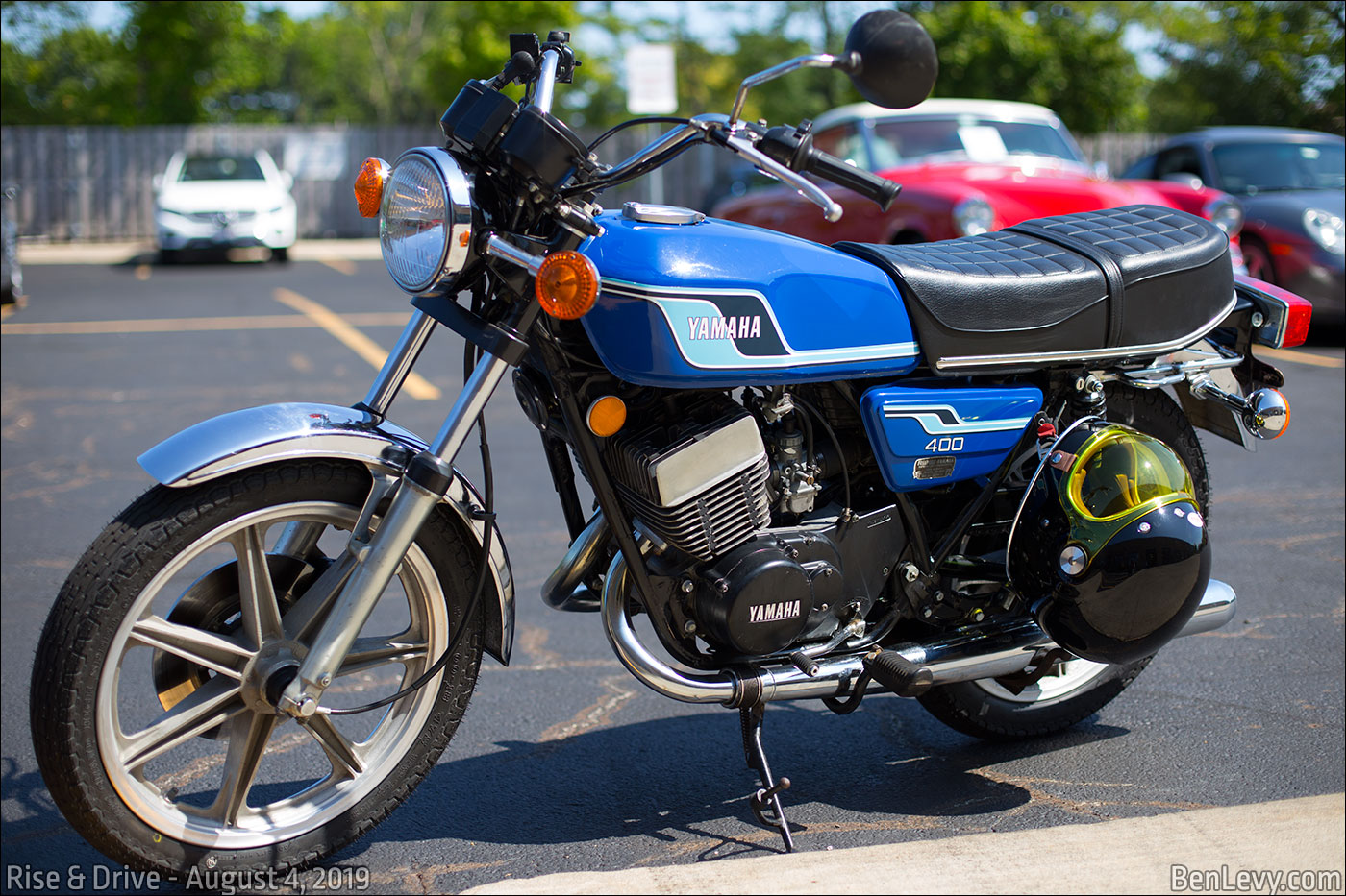 Yamaha XS400 motorcycle