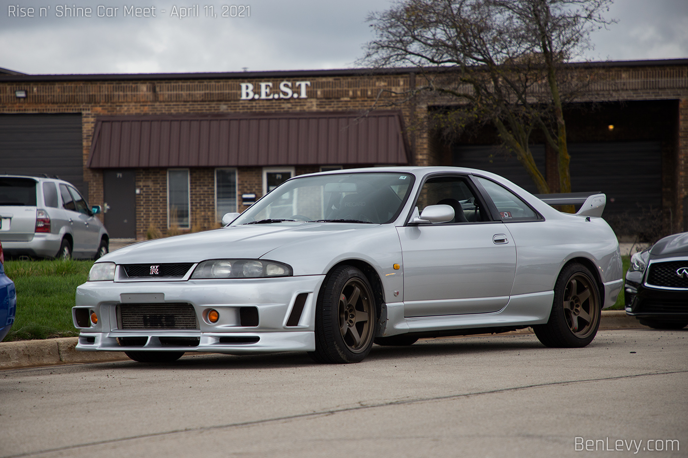 Silver Nissan Skyline GT-R in Lombard, IL