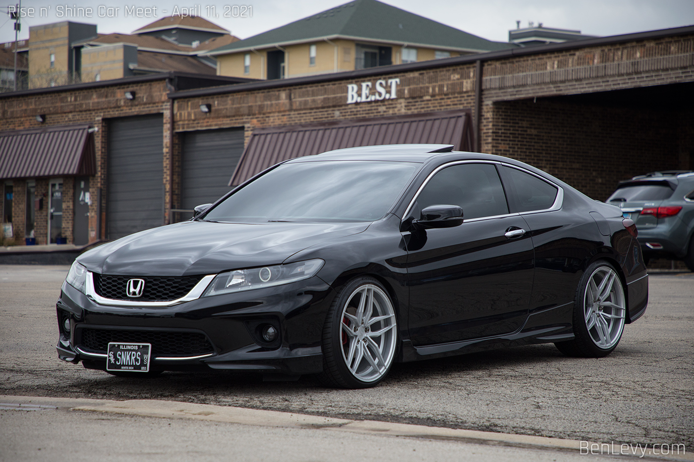 Dropped Honda Accord Coupe in Black
