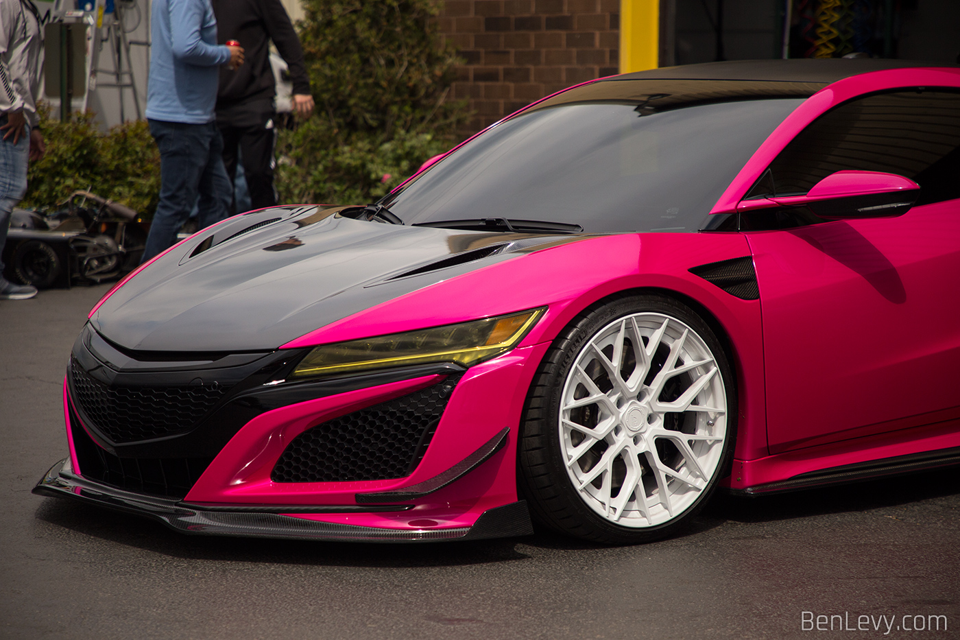 Aggressive Lines on Wrapped 2nd Gen NSX