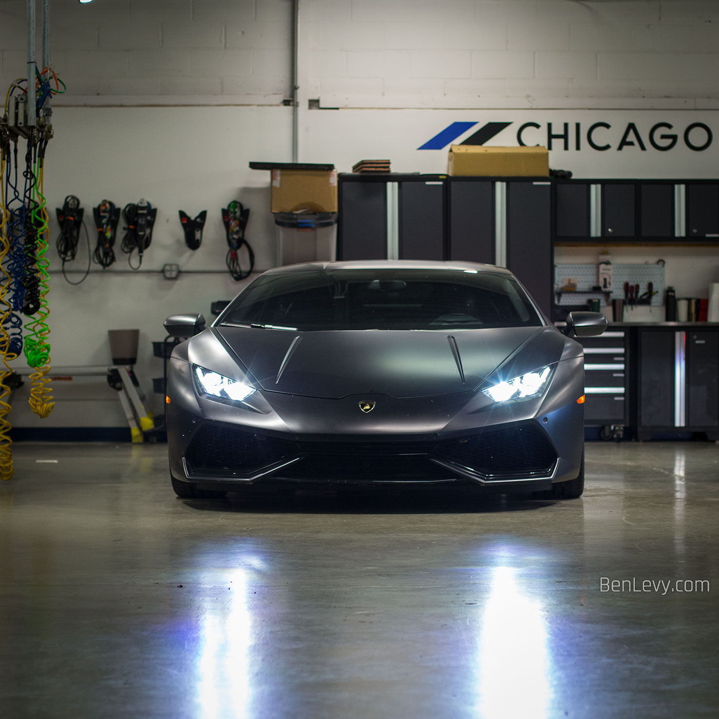 Grey Lamborghini Huracan