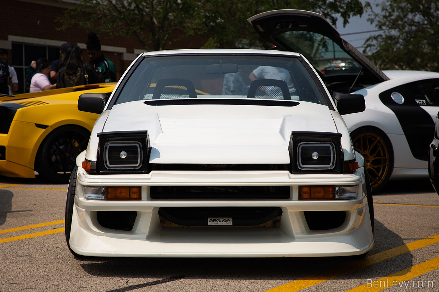 Front of AE86 Corolla with Headlights Up