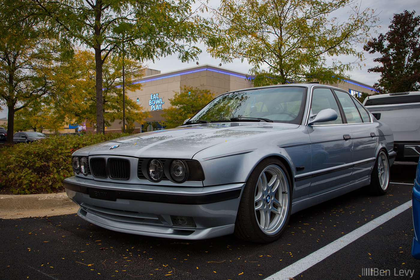 Silver E34 BMW 5-Series