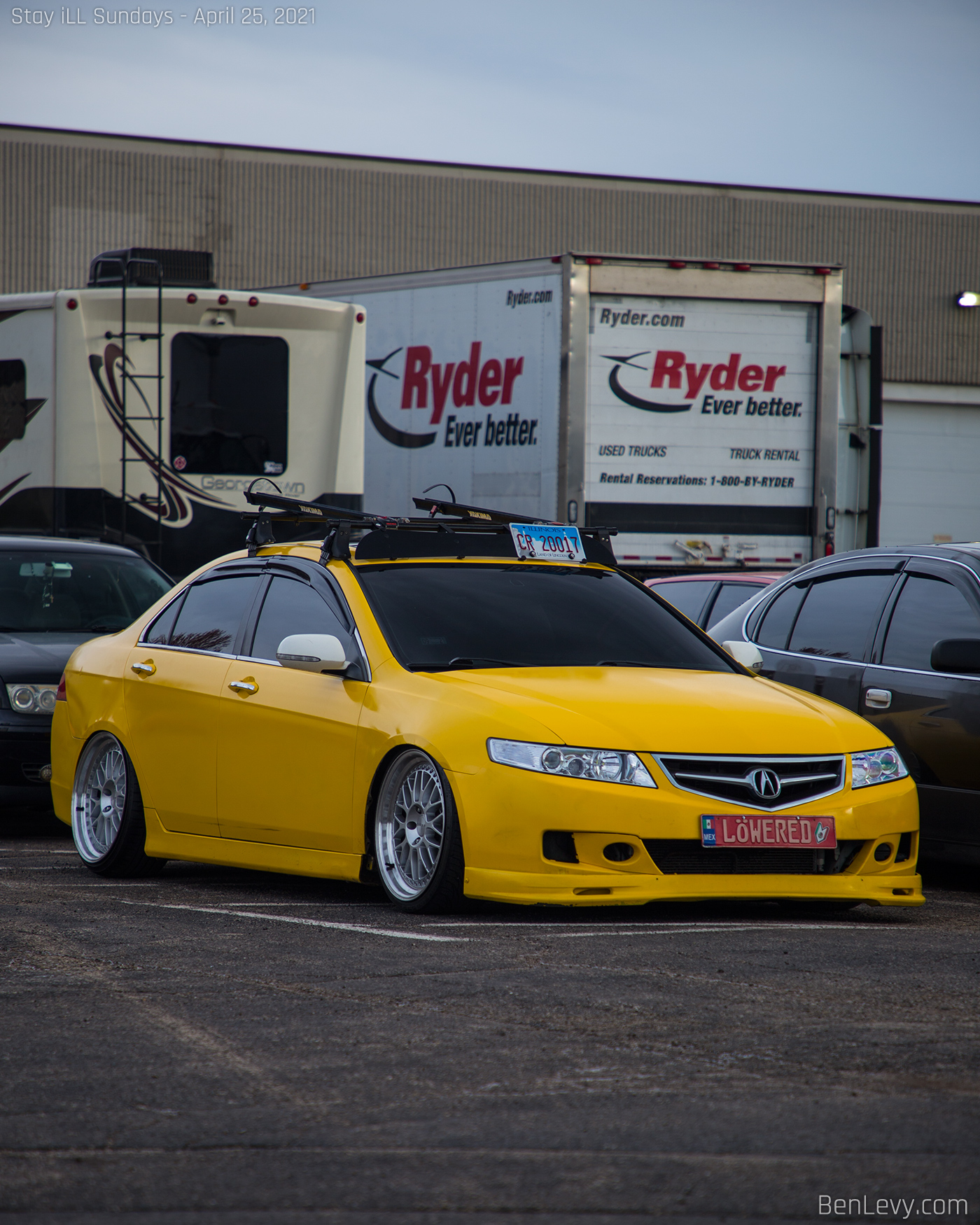 Rattle-canned Acura TSX