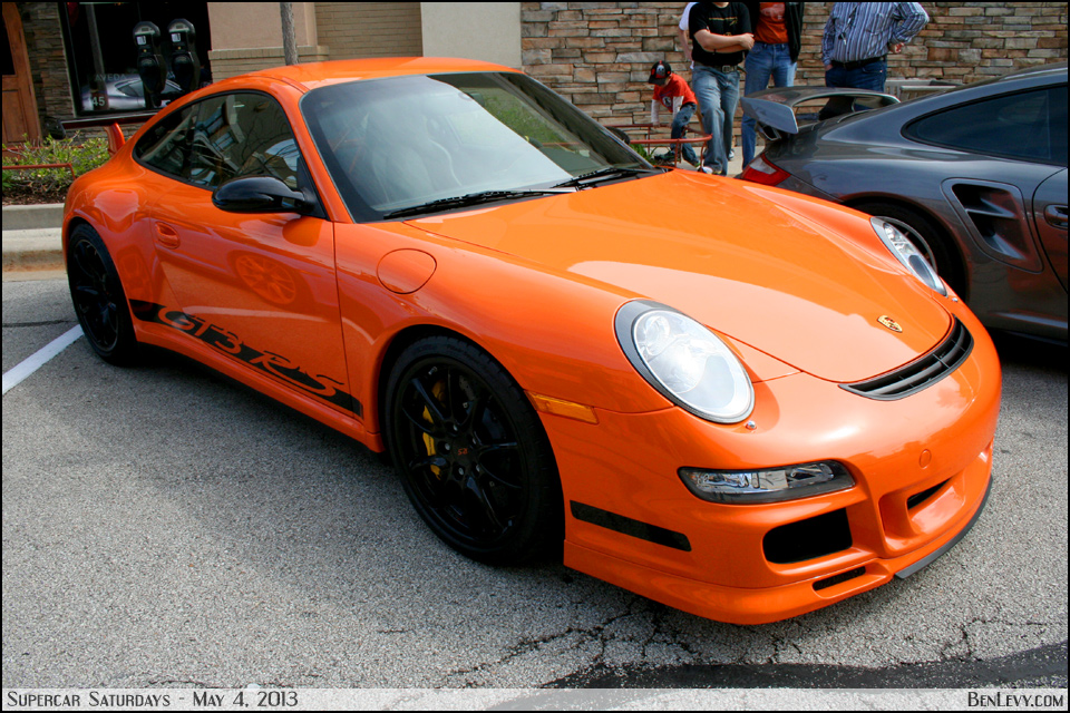 Orange Porsche 911 GT3 RS