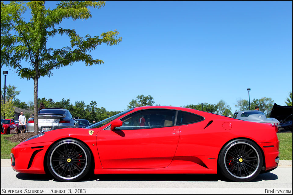 Ferrari 458 Italia profile
