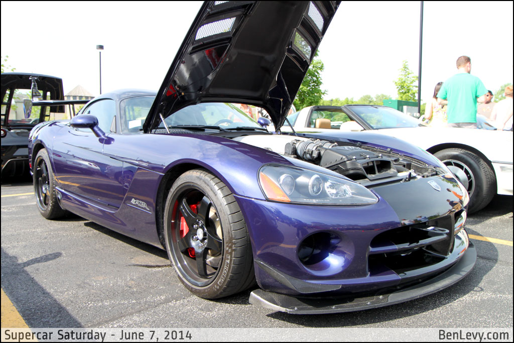 Purple Dodge Viper ACR