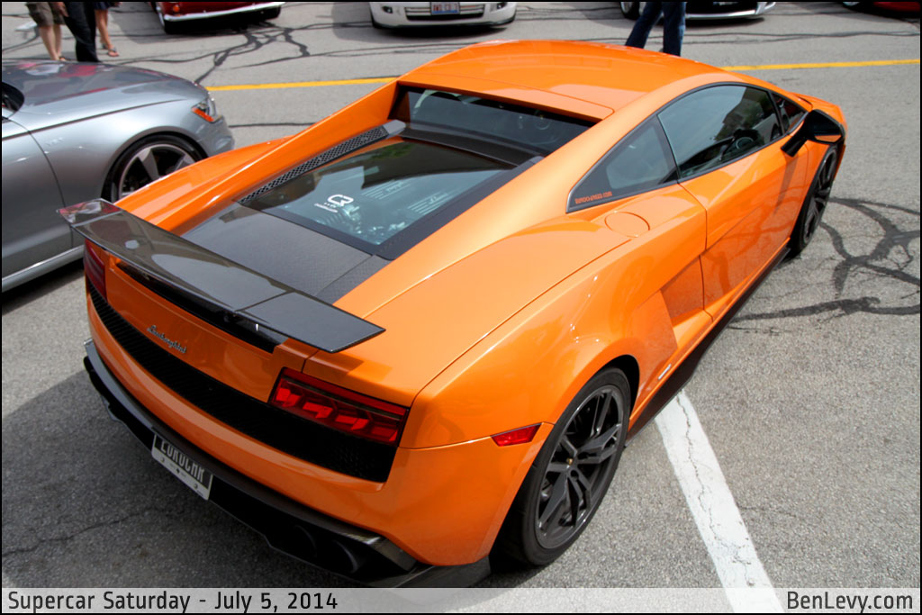 Orange Lamborghini Gallardo LP 570-4 SuperLeggera