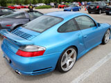 Porsche 911 in Bugatti Strong Blue
