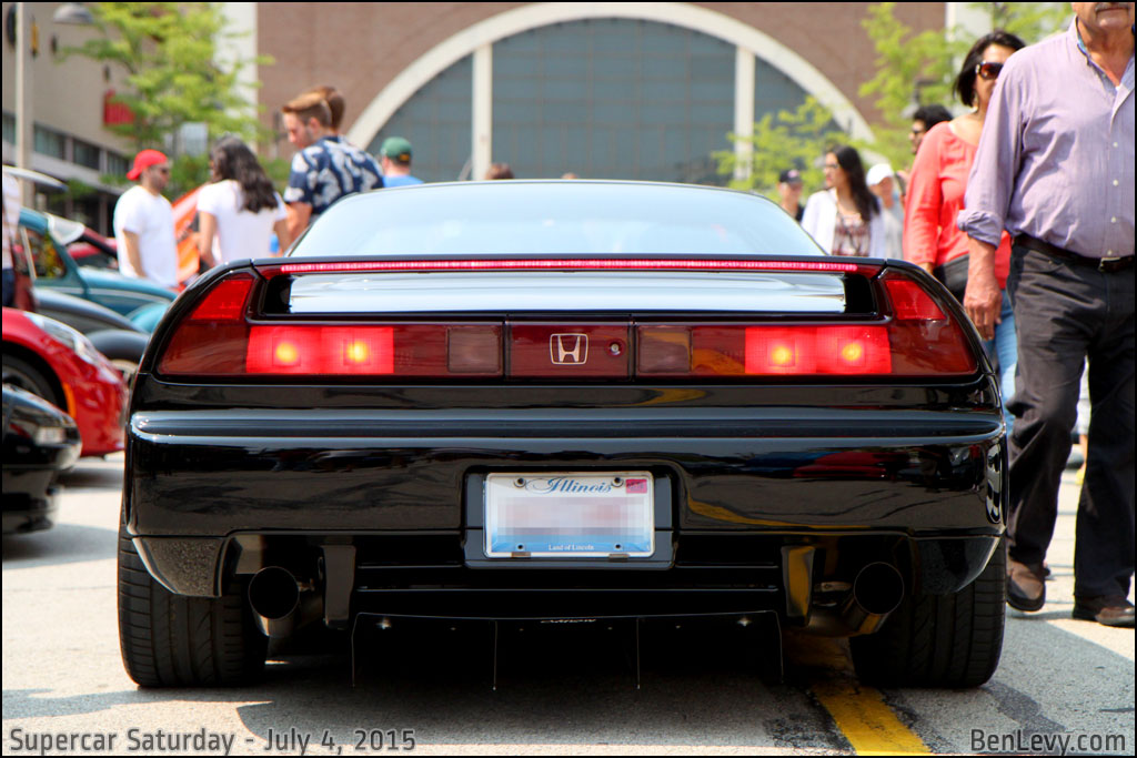 Black Acura NSX (rear)